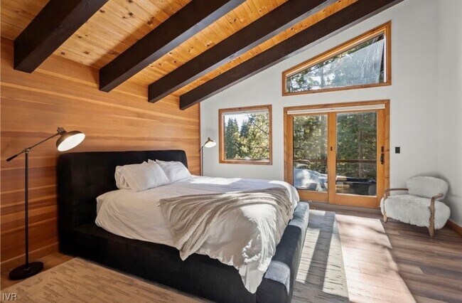 Building Photo - Mountain Modern Retreat