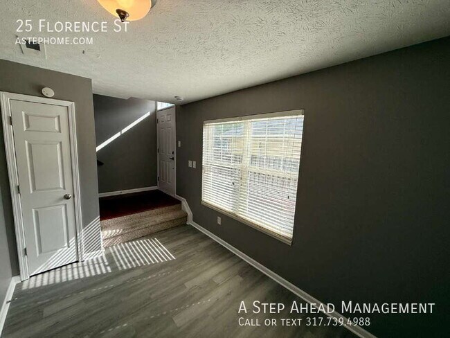 Building Photo - 25 Florence St