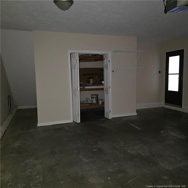 Building Photo - 109 Silverberry Ct