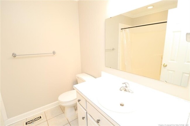 Building Photo - 2002 Keokuk Ct