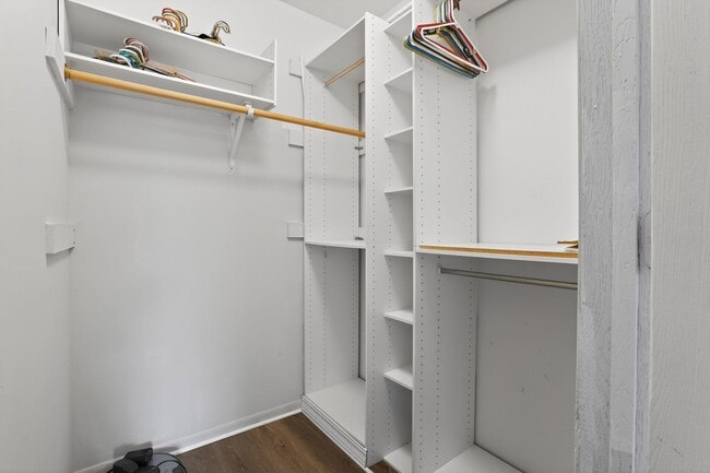 Building Photo - 1336 Queensgreen Cir