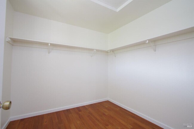 Building Photo - 201 (20300 Arnold)