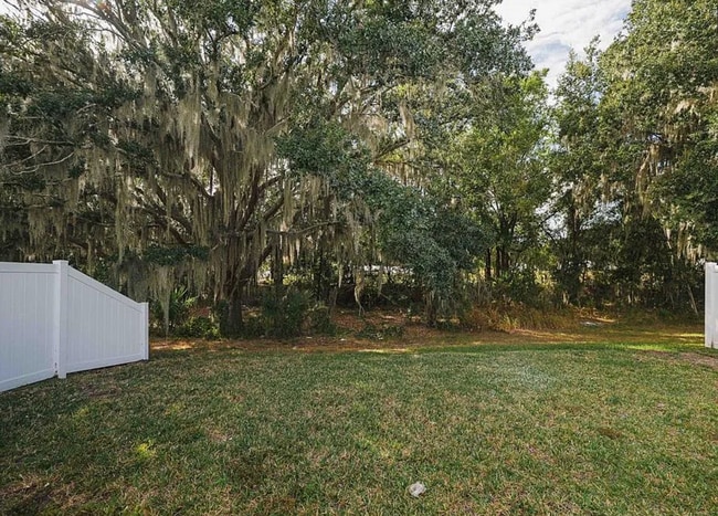 Building Photo - 12609 Maple Bonsai Dr