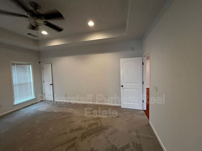 Building Photo - 7013 Imperial Way