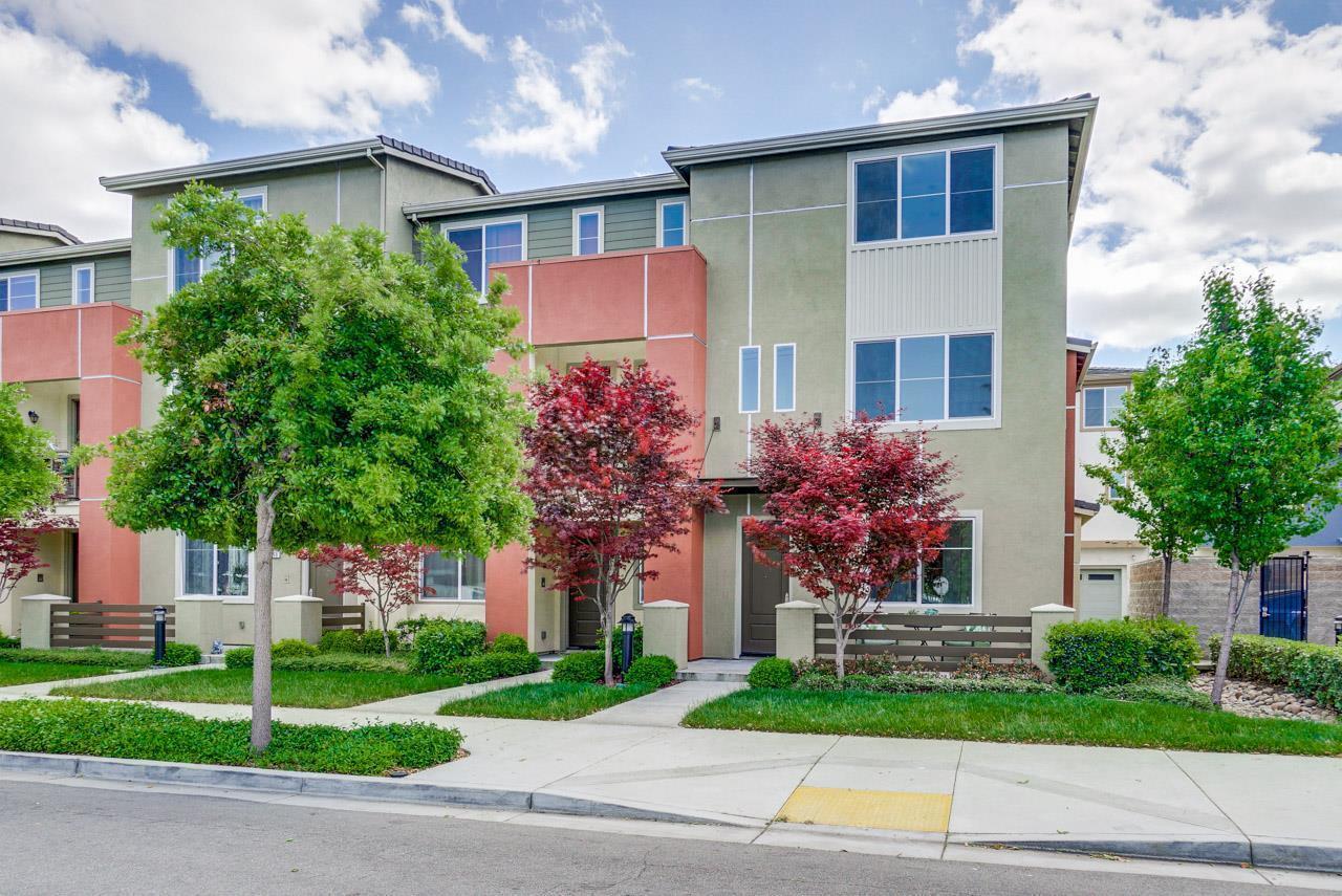 Building Photo - 1056 Duane Ct