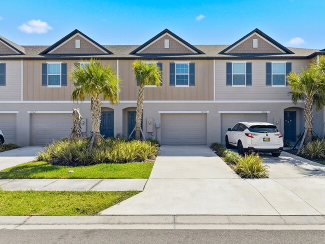 Building Photo - Practically brand-new 3 BR/2.5 BA/1 Car Garage Townhome in Mirada