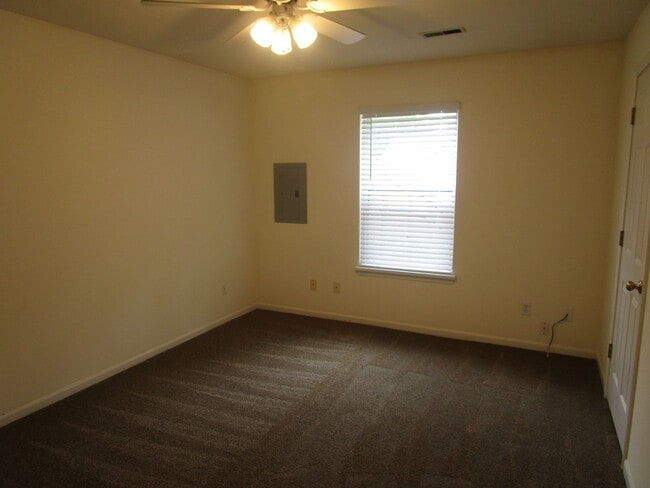 Building Photo - 5013-5015 Carrie Ridge Dr.