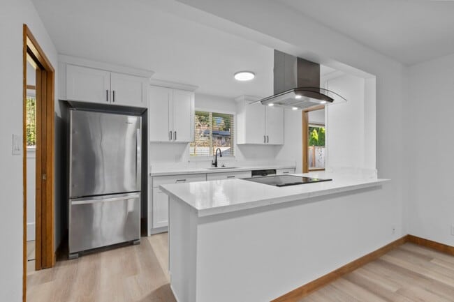 Building Photo - 4Bd/1.75Ba Seattle House