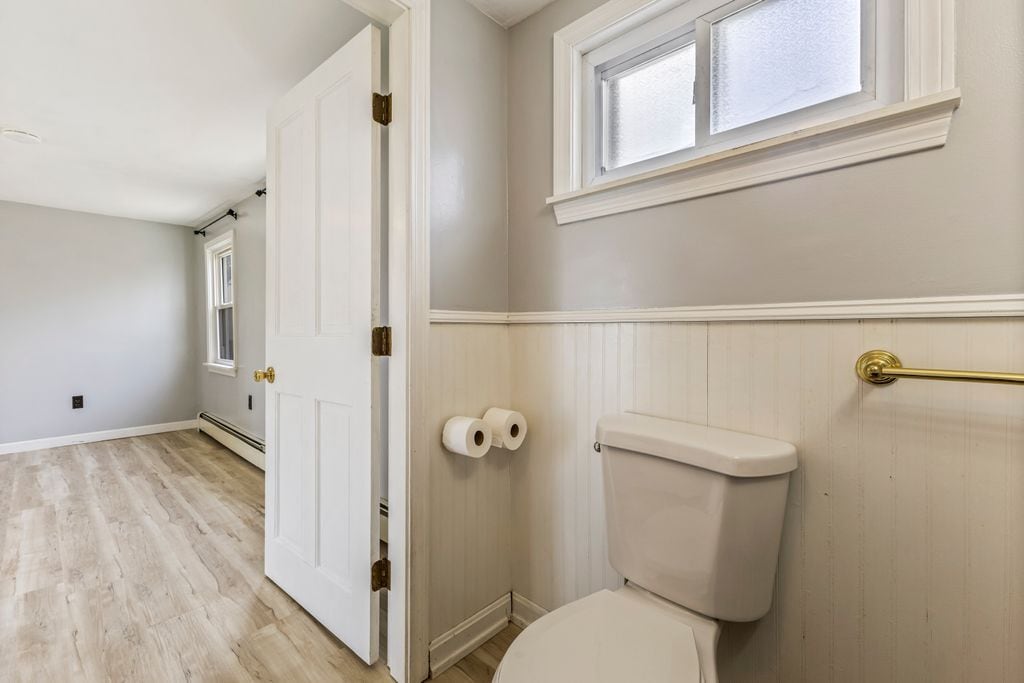 Building Photo - 83 Richardson St