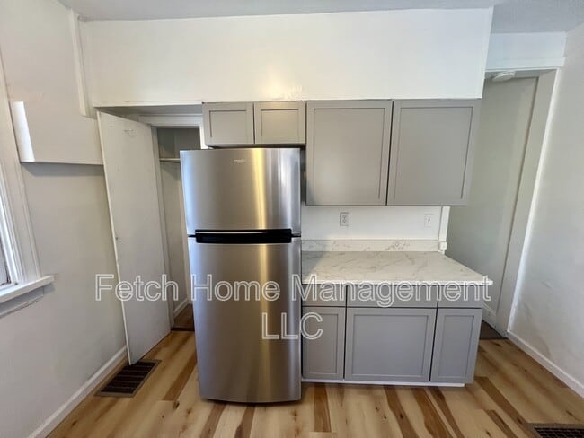 Building Photo - 26 N 16th St