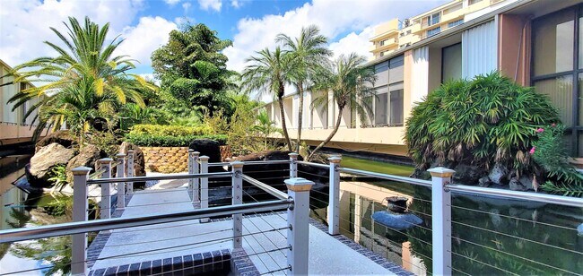 Building Photo - 3589 S Ocean Blvd