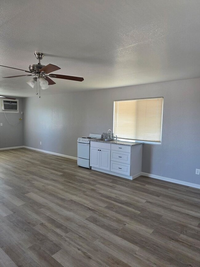Building Photo - 3BR Home + Detached Studio / Guest Space on Large Lot with Storage!