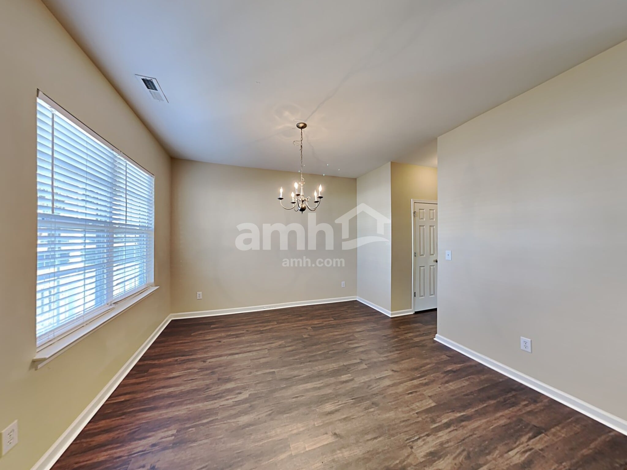Building Photo - 7036 Spanglers Spring Way