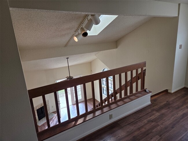 Building Photo - 2425 Holly Hall St