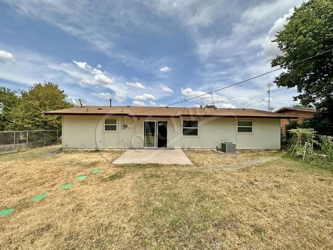 Building Photo - 4 Bed/ 2 Bath In Killeen TX