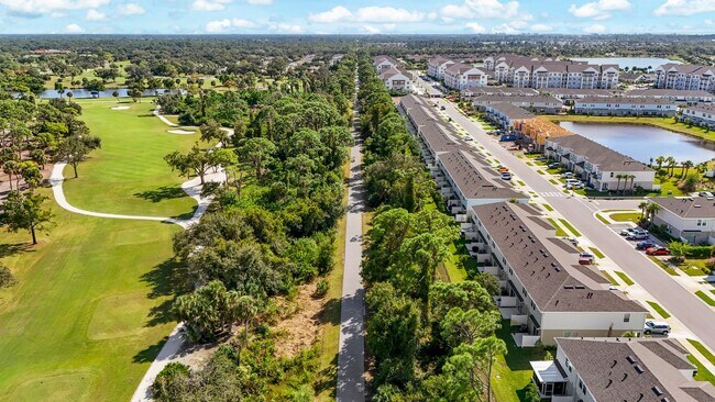 Building Photo - Beautifull Furnished Townhome - Nokomis - ...