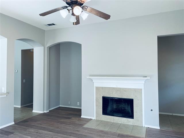 Building Photo - 541 Presidio Dr