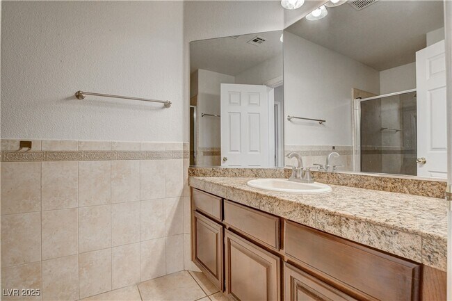 Building Photo - 9405 Mast Dr