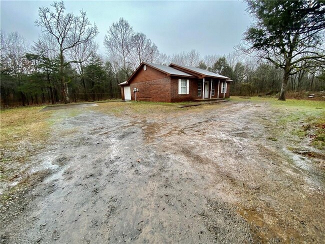 Primary Photo - 23345 Smith Rd