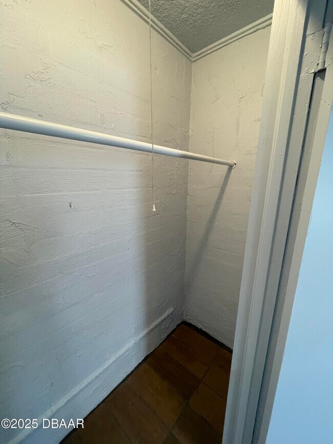 Building Photo - 113 Fox Pl