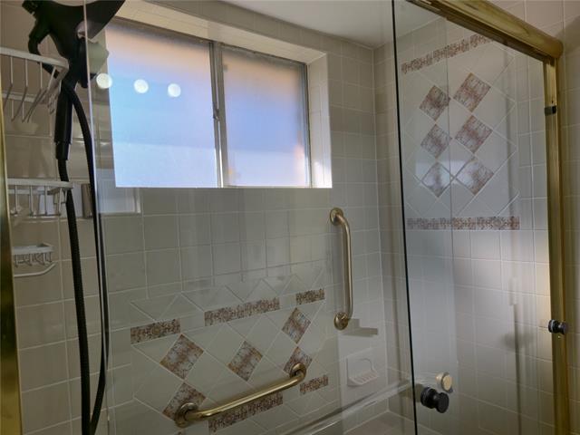 Building Photo - 2021 Aliso Rd