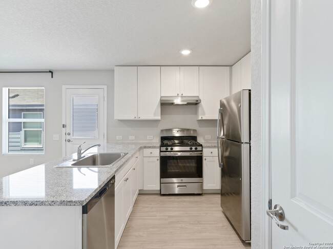 Building Photo - 7231 Rosada Way