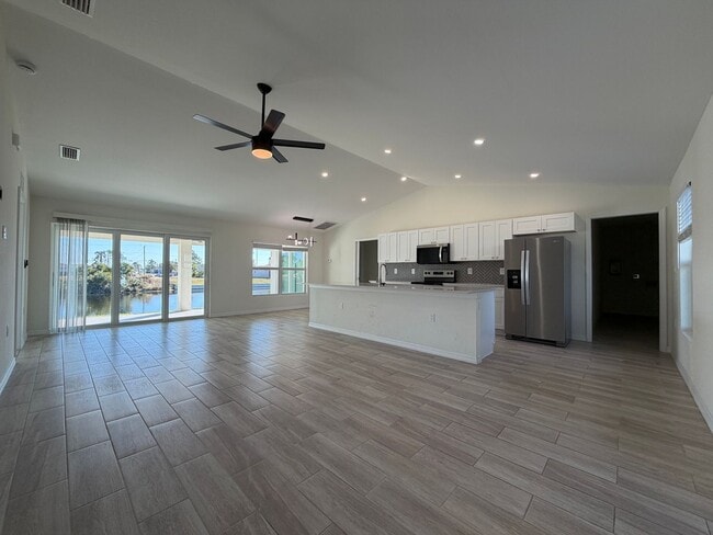 Building Photo - 1018 Vogiantzis Pkwy