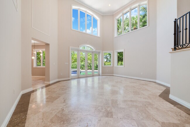 Building Photo - 13680 Deering Bay Dr