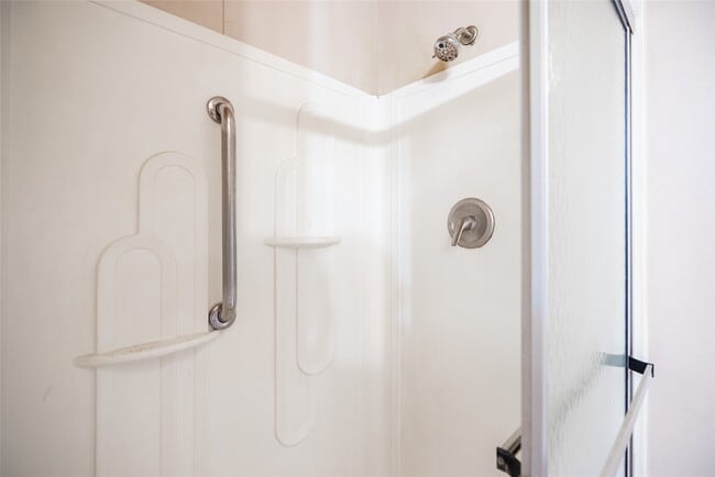 Building Photo - 30620 Vilma Ln