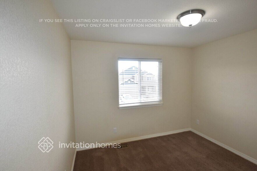 Building Photo - 9242 Waters Edge Dr
