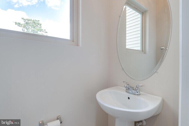 Building Photo - 42270 Yancey Terrace