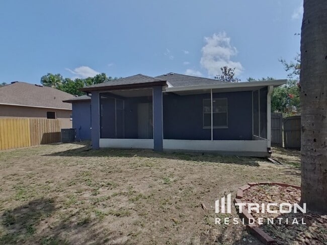 Building Photo - 906 Grand Canyon Dr