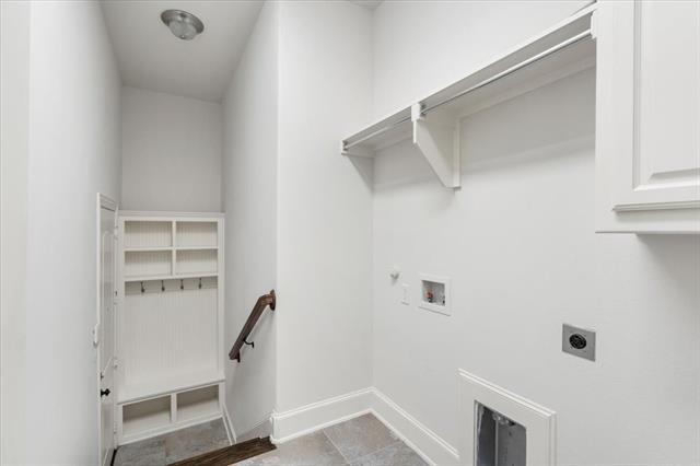 Building Photo - 910 Ontzlake Dr