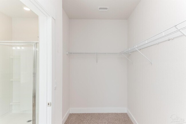 Building Photo - 10629 Davenport Lp