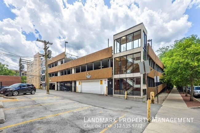 Building Photo - 4980 N Marine Dr