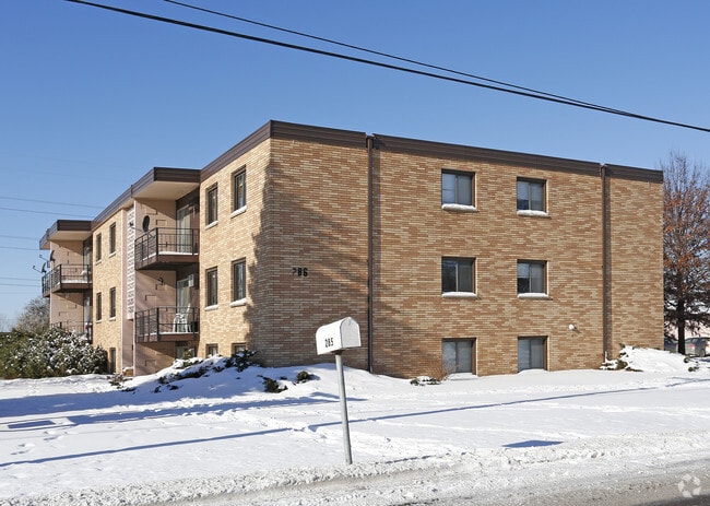 Arden Court - Arden Court Apartments