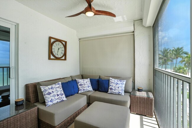 Building Photo - 9517 Gulf Shore Dr