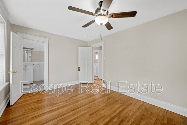 Building Photo - 5616 S Kingshighway Blvd