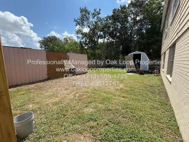 Building Photo - 1414 East Ave