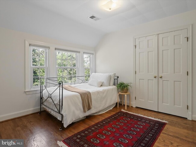 Building Photo - 4725 Rock Spring Rd