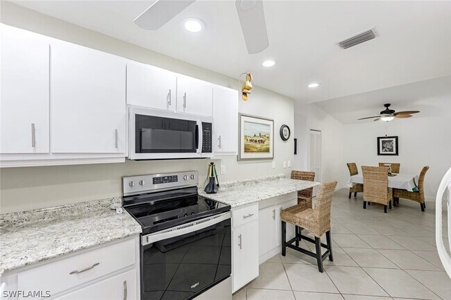 Building Photo - 509 Roma Ct