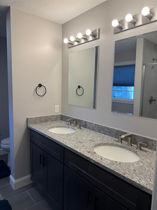 Building Photo - 114 Brook Hl