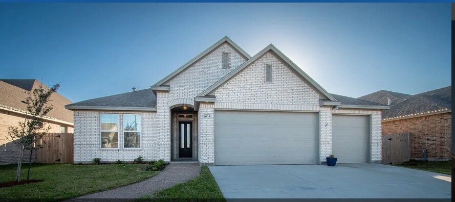 Primary Photo - 7633 Stampede Dr