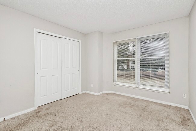 Building Photo - 7360 Rose Terrace Ct