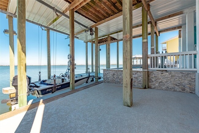 Building Photo - 1640 Windsong Way