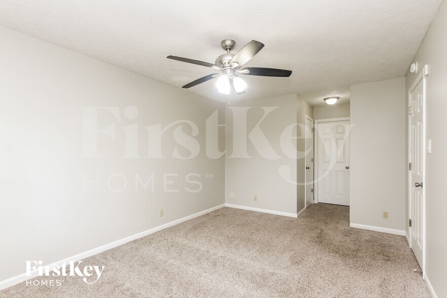 Building Photo - 5038 Deer Creek Pl