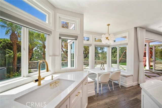 Building Photo - 14 Glastonbury Pl