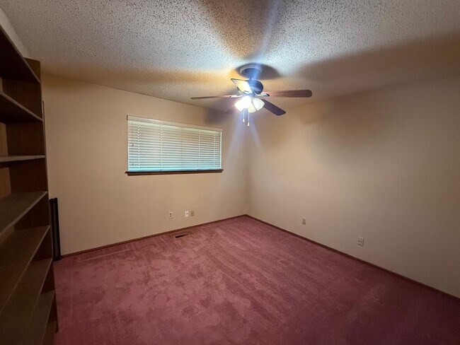 Building Photo - 8300 NW 15th St