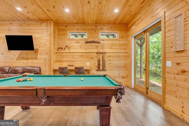 Building Photo - 417 Hickory Ridge Dr