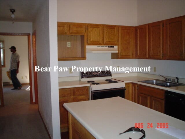 Building Photo - Great 2 bedroom Condo in North Evergreen!!